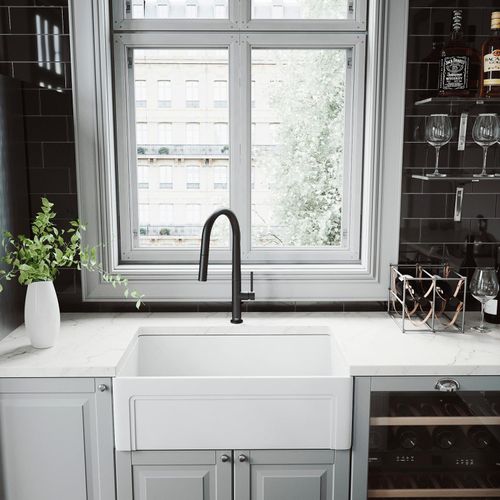 Main product image of Greenwich Single Handle Pull-Down Sprayer Kitchen Faucet (Matte Black), VG02029MB