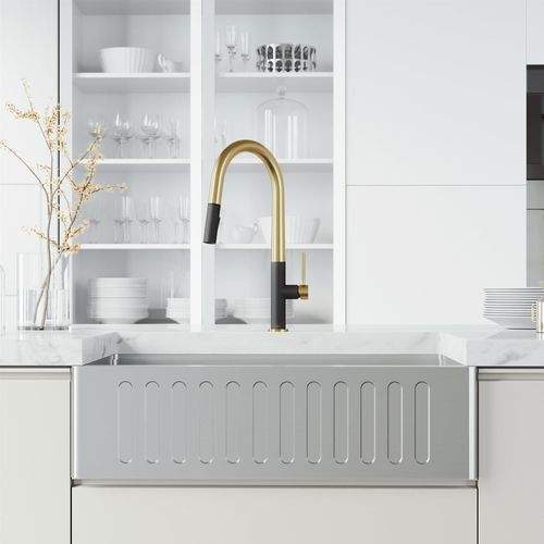 Main product image of Greenwich Single Handle Pull-Down Sprayer Kitchen Faucet (Matte Brushed Gold/Matte Black), VG02029MBMGG