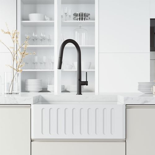 Main product image of Greenwich Single Handle Pull-Down Sprayer Kitchen Faucet w/ Touchless Sensor (Matte Black), VG02029MBS