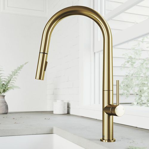 Main product image of Greenwich Single Handle Pull-Down Sprayer Kitchen Faucet (Matte Brushed Gold), VG02029MG