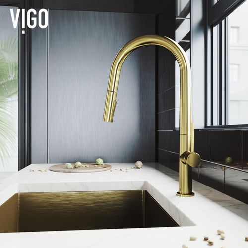 Main product image of Greenwich Single Handle Pull-Down Sprayer Kitchen Faucet (Matte Brushed Gold), VG02029MG