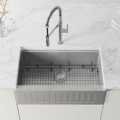 Main product image of Edison Pro Single Handle Pull-Down Kitchen Faucet (Chrome), VG02052CH