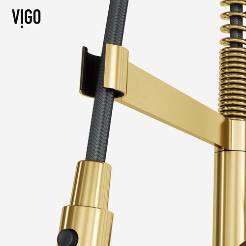 Main product image of Edison Pro Single Handle Pull-Down Kitchen Faucet (Matte Brushed Gold), VG02052MG