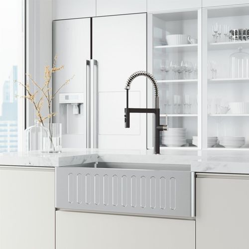 Main product image of Edison Pro Single Handle Pull-Down Kitchen Faucet (Stainless Steel/Matte Black), VG02052STMB