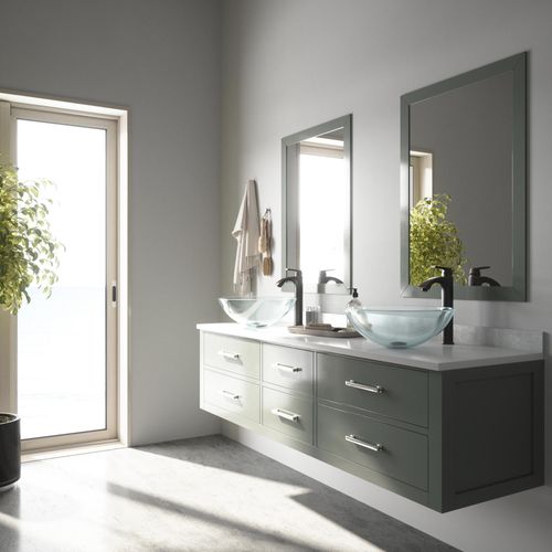 Main product image of Giovanni Glass 17" x 17" x 7" Round Vessel Bathroom Sink (Iridescent)