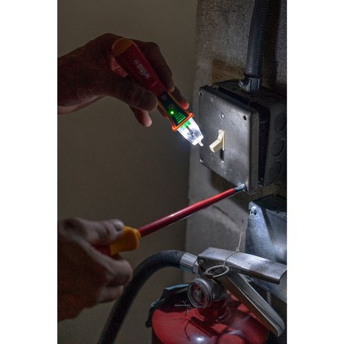 Main product image of Non-Contact Voltage Tester Category IV 12-1000V AC with Flash Light